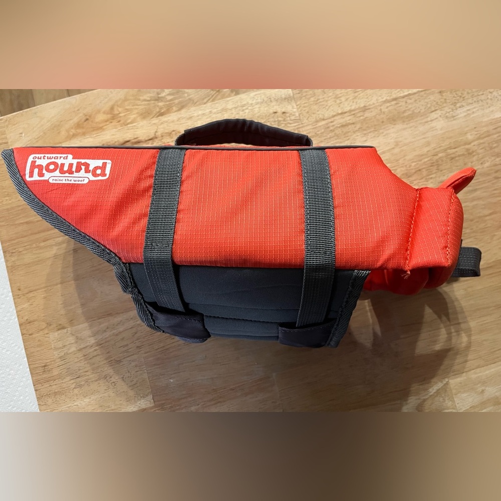 Outward Hound Orange and Gray Granby Splash Dog Life Jacket Small